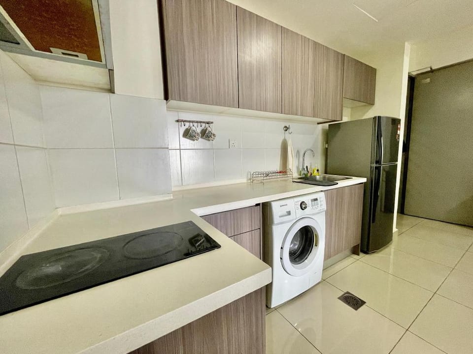 Comfy House NETFLIX WIFI  {Hyve Cyberjaya} Apartment in Putrajaya