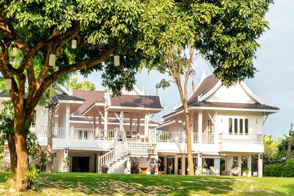 Phi Private Villa: Luxury Riverside and Pool  Villa in Chiang Mai