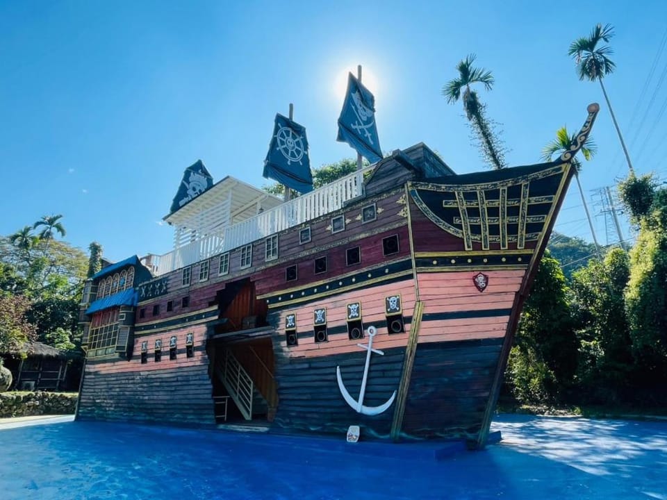 Pirate Bed and Breakfast in Fujian