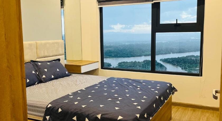 Căn hộ 2pn Luxury Full Option Vacation rental in Ho Chi Minh City