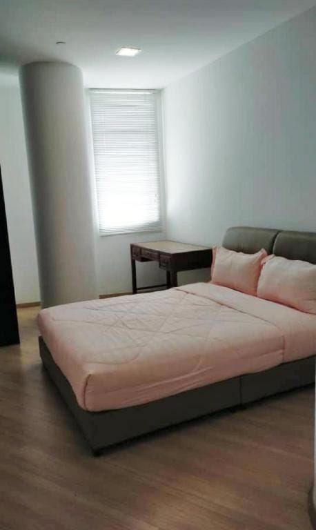 Island Plaza 118 3room 10Pax Georgetown Gurney  Apartment in Tanjung Bungah
