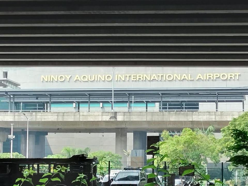 EightyOne Newport Blvd.  C4-3J near Terminal 3 Apartment in Pasay