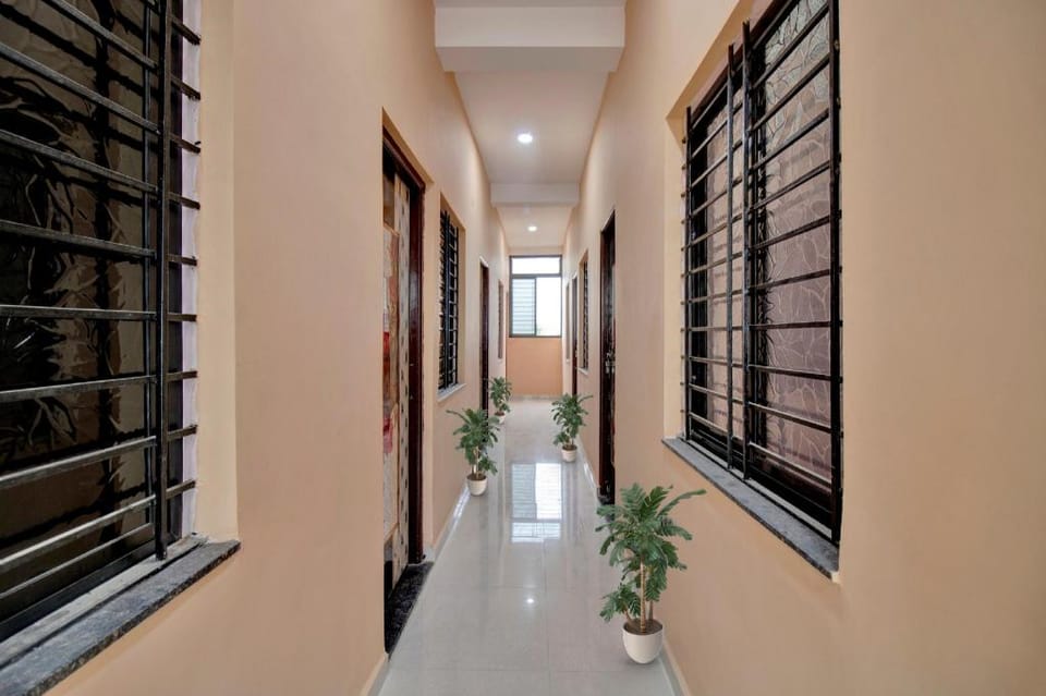 Hotel O R K Guest House Hotel in Maharashtra