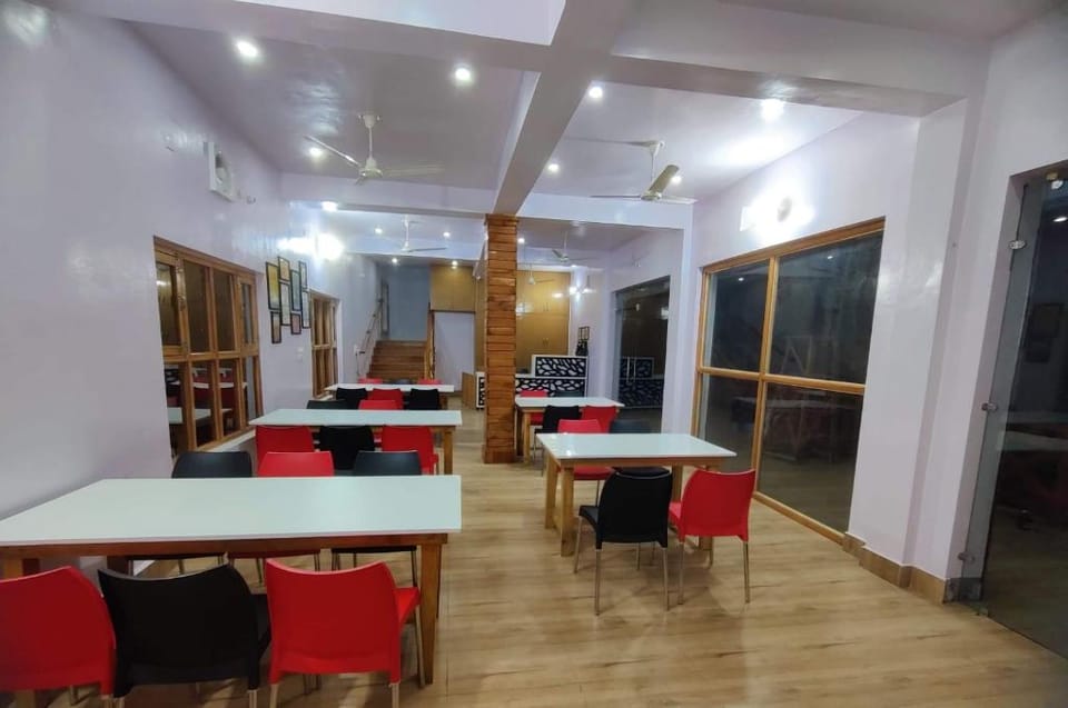 Shri Vikram Resort Hotel in Uttarakhand
