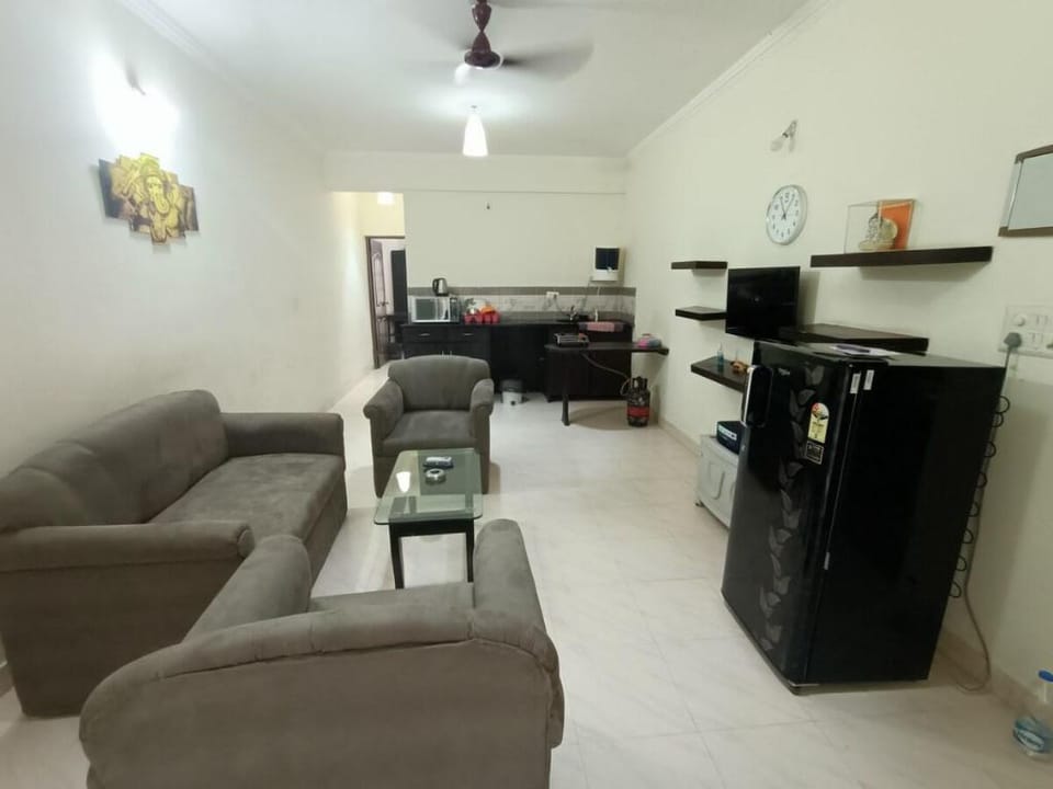 One BHK4 Goa Candolim Homestay AC WiFi WM  BackUp Apartment in Candolim
