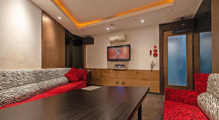 Kyeongju JS Pet Poolvilla Bed and Breakfast in South Korea