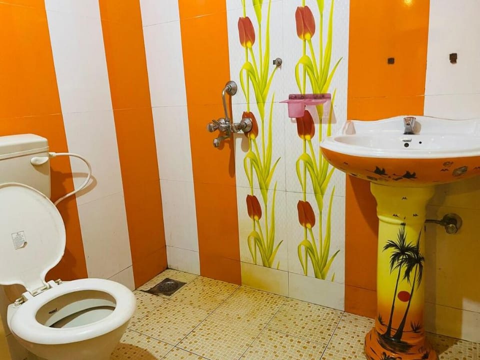 TNG-Family/Group Double Rooms Apartment in Calangute