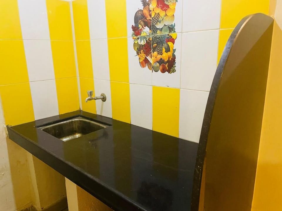 TNG-Family/Group Double Rooms Apartment in Calangute