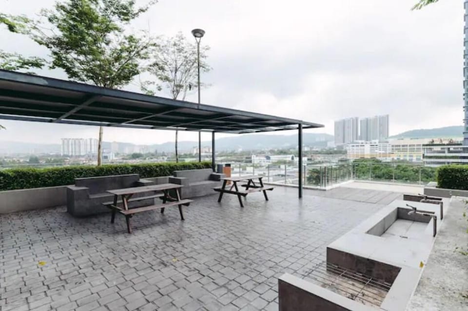 French Style 3BR 8pax,Mytown,Sunway Velocity R8 Apartment in Federal Territory of Kuala Lumpur