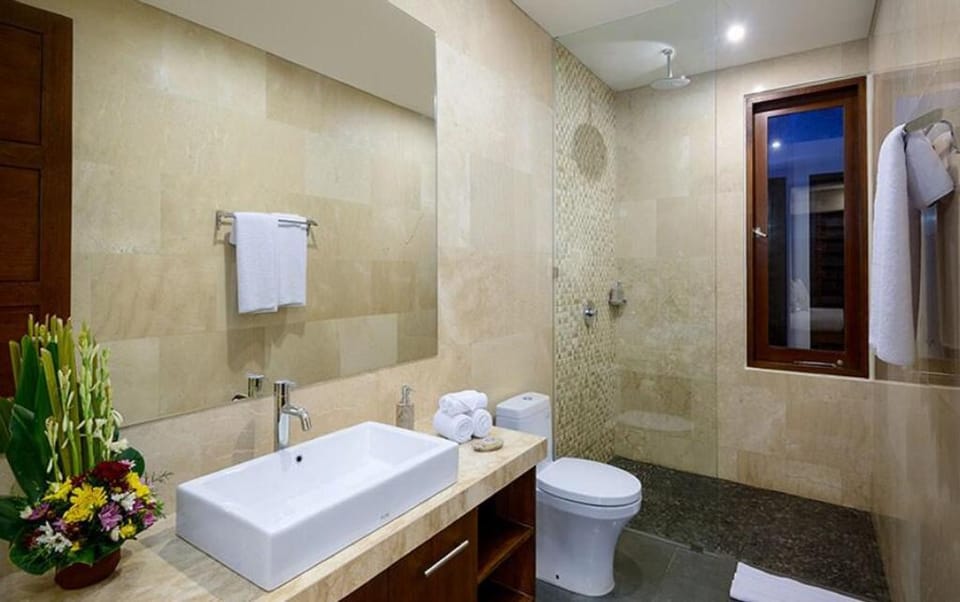 Beautiful Sophia Villa 4 Bedroom Legian Villa in Kuta