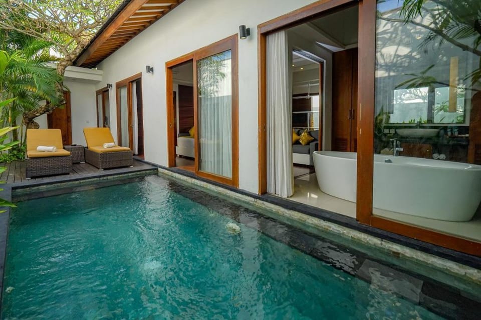Romantic 1BDR Villa with Private Pool in Legian Villa in Kuta