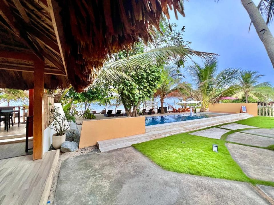 Beatriz Rafaela Resort Hotel in Bicol