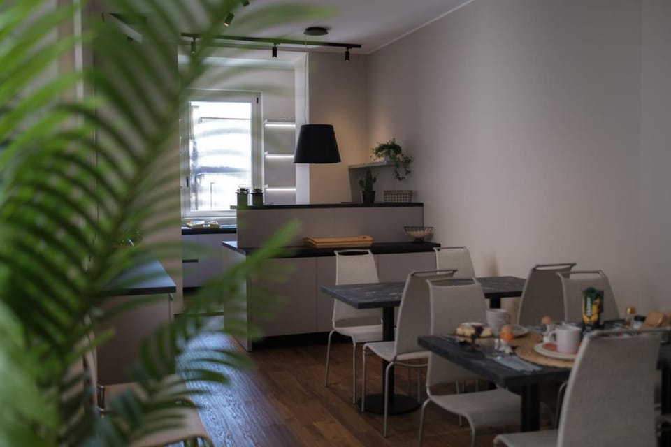 PALAZZO DANISI ROOMS&SUITES Bed and Breakfast in Bari