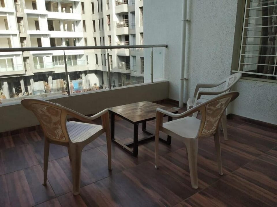 Fully furnished 2BHK Beautiful Flat in Balewadi Vacation rental in Pune