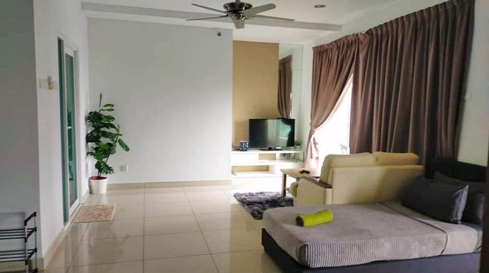 SEAVIEW Studio21 Mansion One GurneyGleneaglesTown  Apartment in George Town
