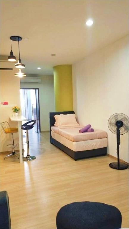 Luxury 118 ISLAND PLAZA Gurney Georgetown 6pax  Apartment in Tanjung Bungah