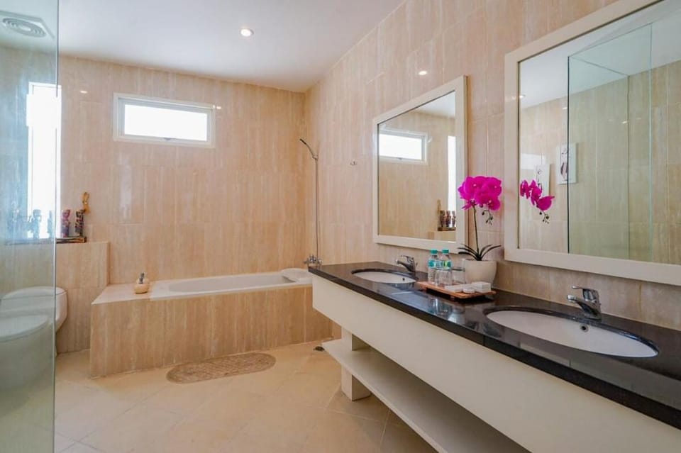 Cozy Family-3BDR Villa with Private Pool in Legian Villa in Kuta