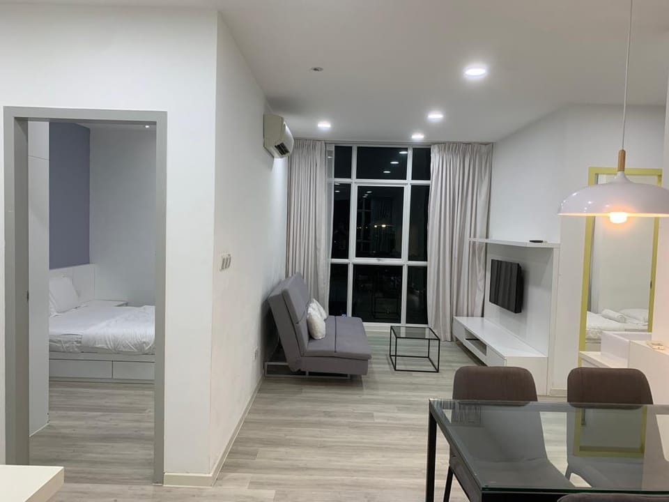 Love Couples Getaway ★ Friends Cozy Suite 城市套房  Apartment in George Town