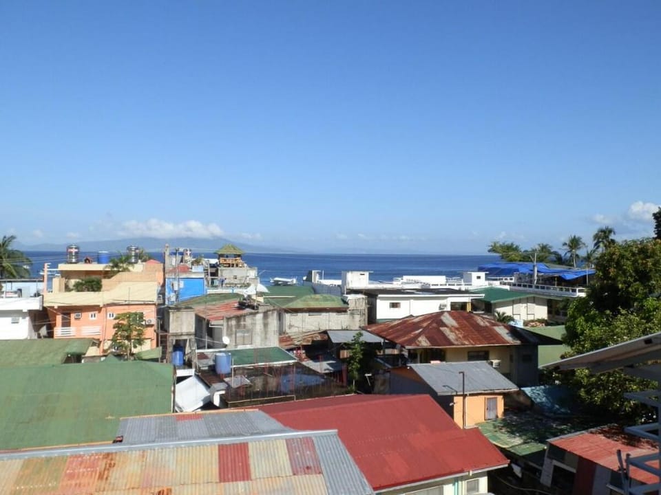 The Blue Pagong apt 6 in the heart of Sabang Apartment in Puerto Galera
