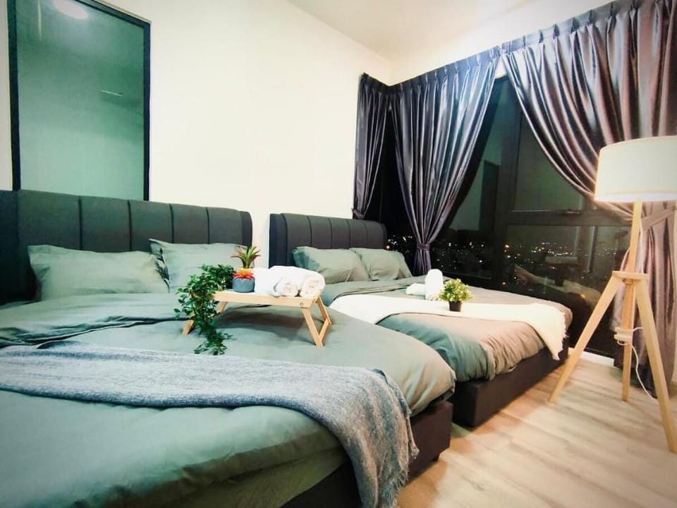 Luxury Suite JB Midvalley (High Floor) 2+1 Bedroom Apartment in Johor Bahru