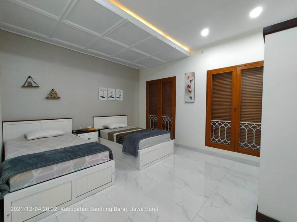 Griyo Kulo Lembang (family villa ) Villa in Lembang