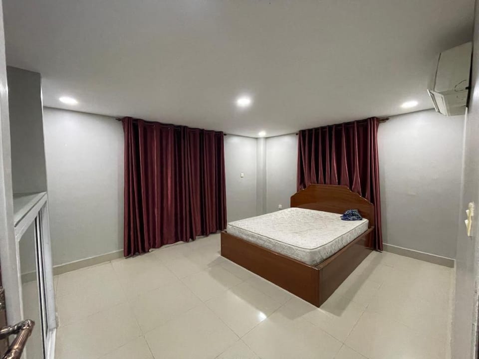 Sok Heng restaurant  Apartment in Phnom Penh Province