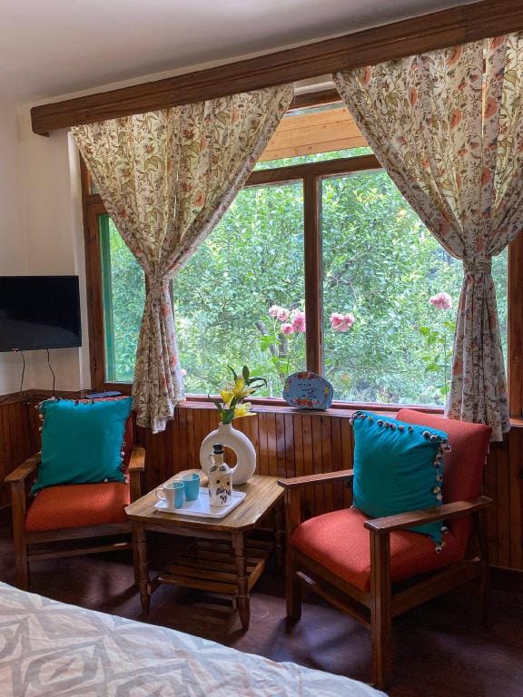 Rosette Cottage by EdenHomes Vacation rental in Manali
