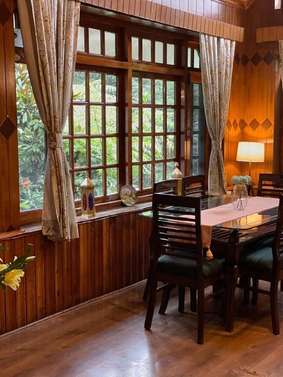 Pebbles Cottage by EdenHomes Villa in Manali