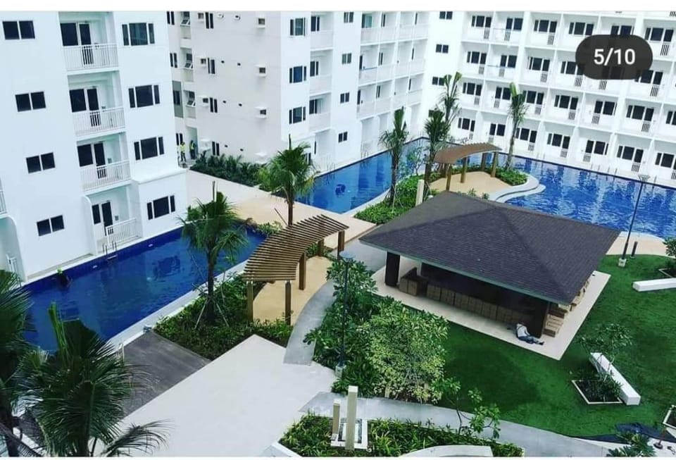Staycation in the Metro Apartment in Pasay