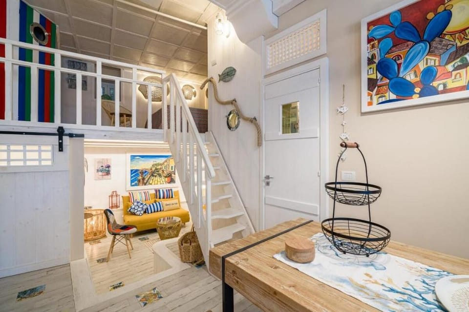 Loft incantevole Taormina Giardini Naxos Apartment in Naxos