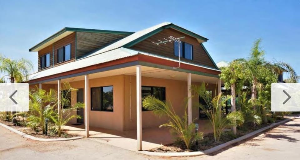 The Ningaloo breeze villa 2  Villa in Exmouth
