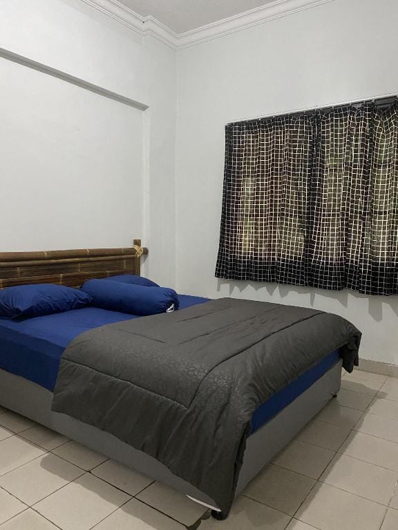 Lantai Dasar lippo carita 2 bedroom by Hello Beach Apartment in Indonesia