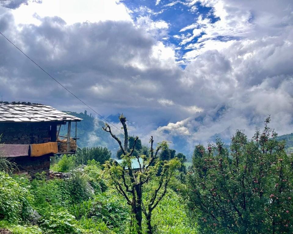 Wonder Stroll Blubop WFH Family Vacations Sharan Vacation rental in Himachal Pradesh
