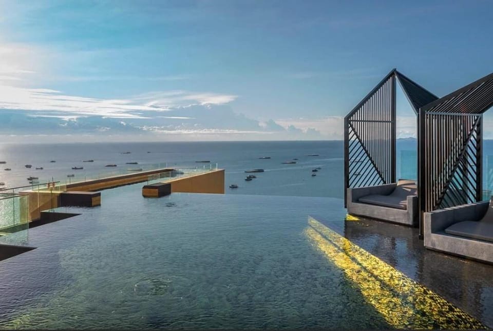 EDGE  Central pattaya #2-13 Apartment in Pattaya City