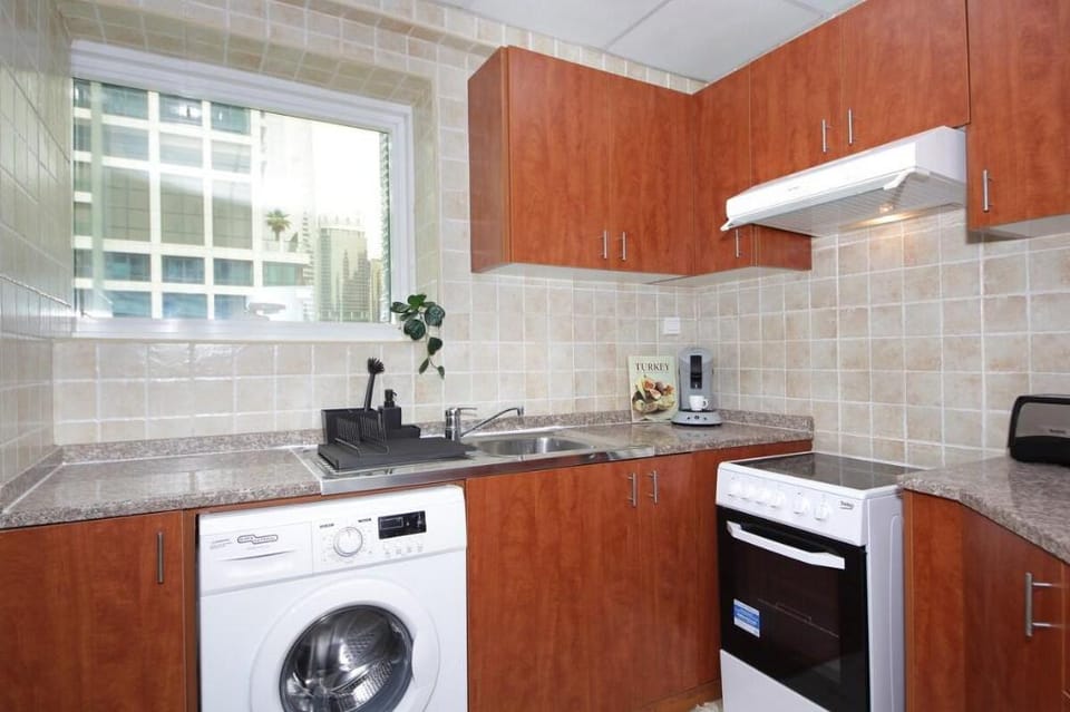 Lovely 2- bedroom unit with Marina View Vacation rental in Dubai