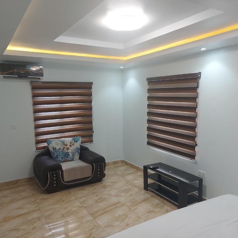 Four Bedroom stefully furnished apartment Apartment in Lagos