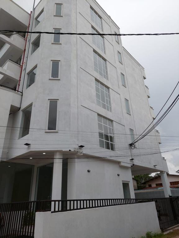 Lovely 2 bedroom apartment for your  Vacation. Apartment in Western Province