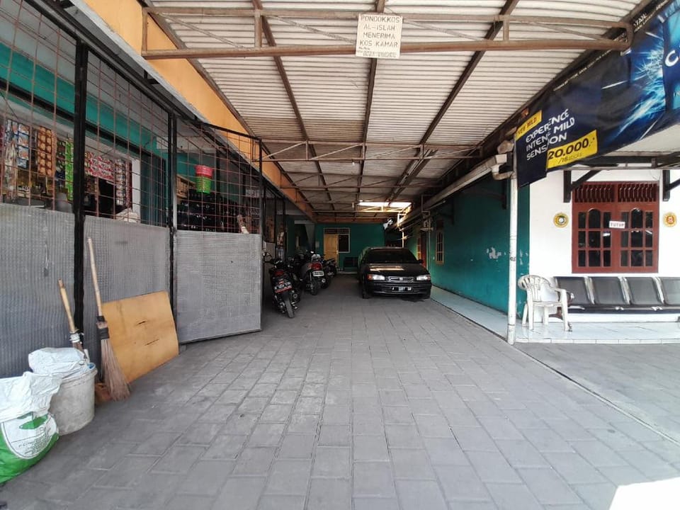 Kosan putra jaya  Vacation rental in Indonesia