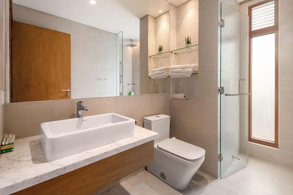 Deluxe 4BR Villa, truly relaxed with karaoke-room Villa in Hoa Hai