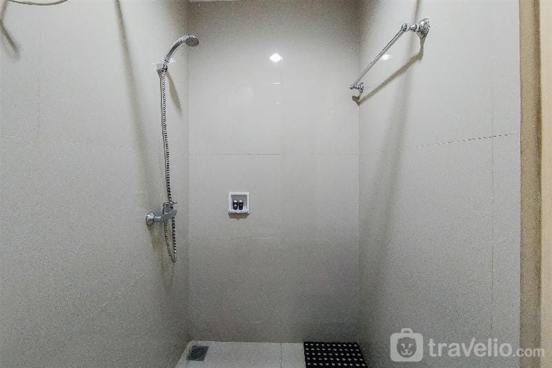 Nice Elegant Studio Tree Park City BSD By Travelio Apartment in West Java