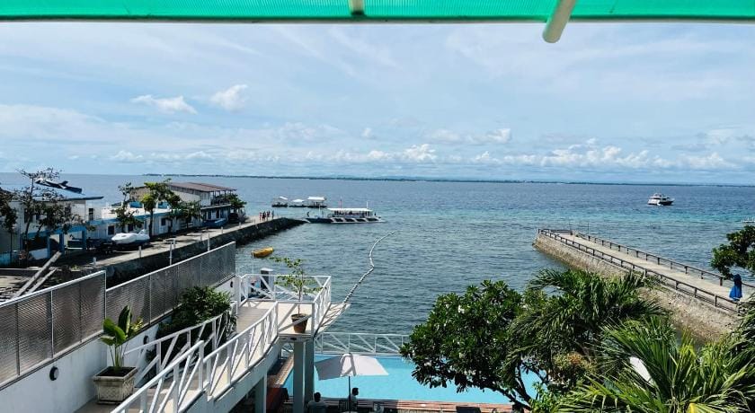 Lola's Guest House Bed and Breakfast in Lapu-Lapu City