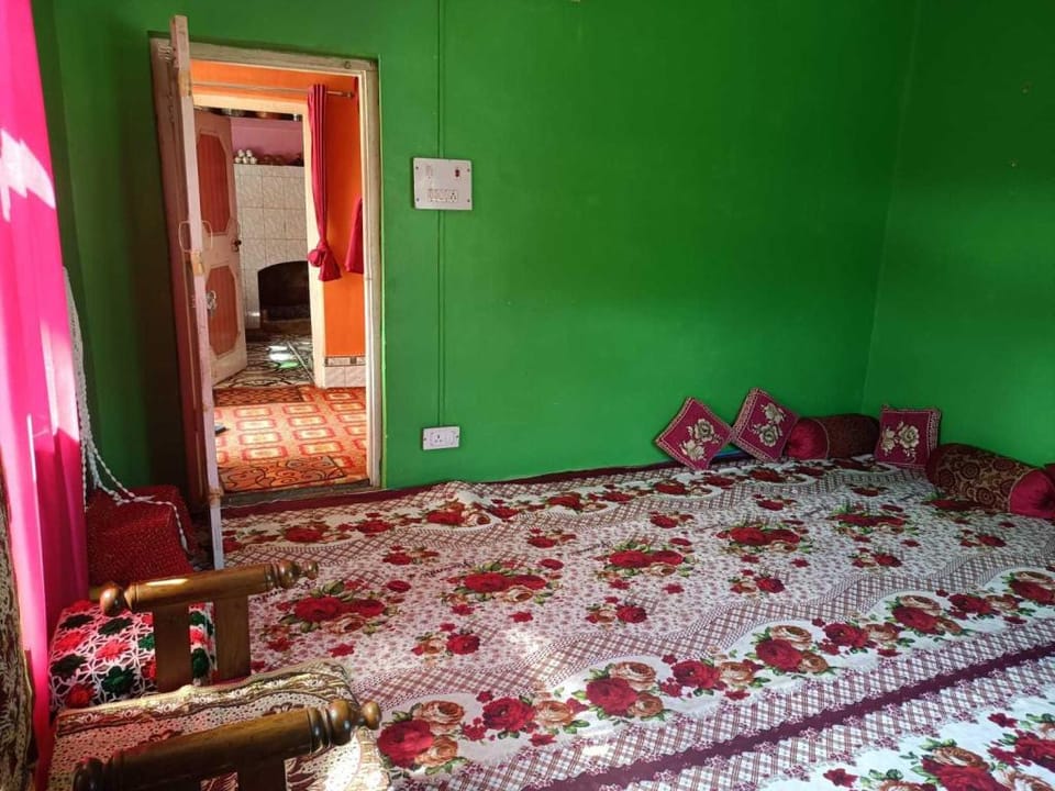 Hotel O POP Owais Homestay Hotel in India