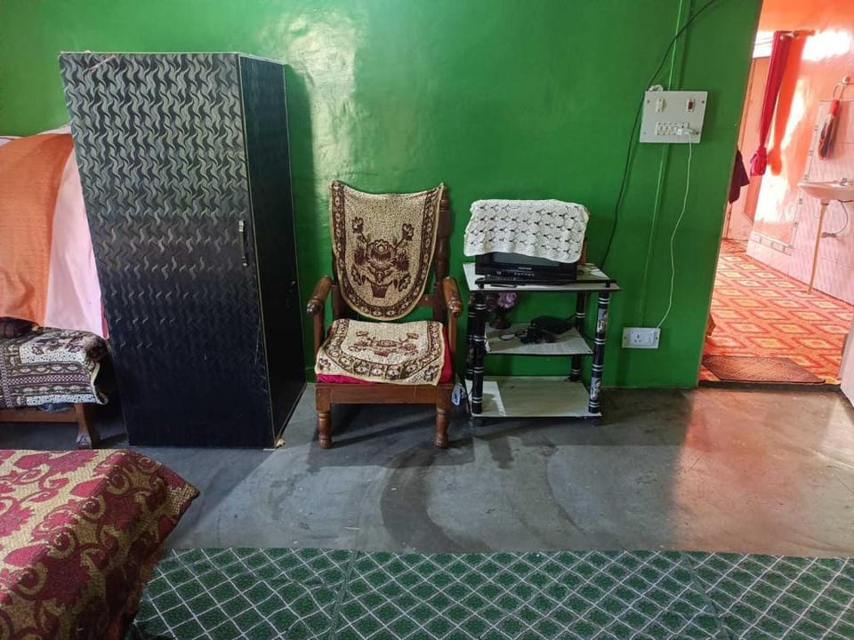 Hotel O POP Owais Homestay Hotel in India