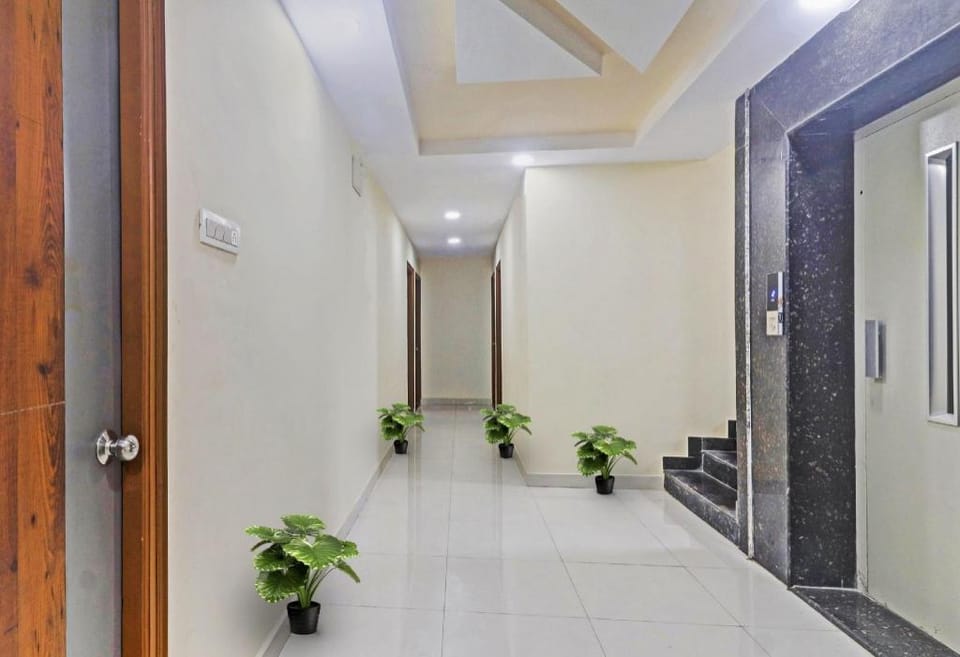 Super Hotel O Qualia Pride Financial District Hotel in Hyderabad