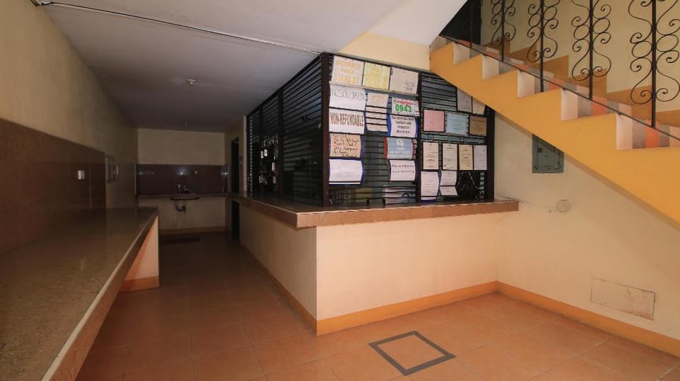 Golden Success Hotel I by RedDoorz Hotel in Ilocos Region