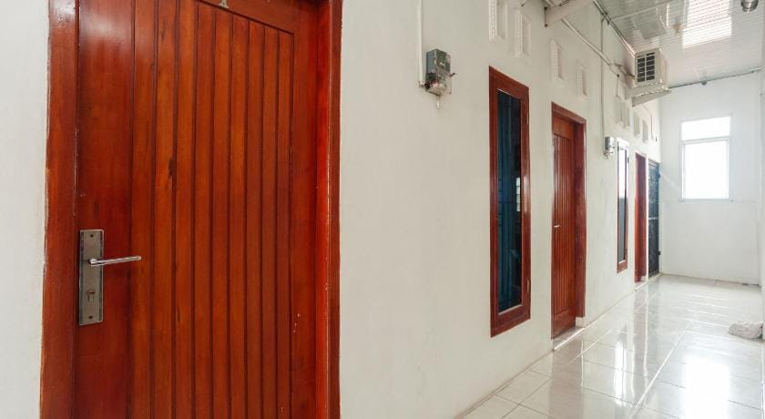 RedDoorz Syariah @ Jalan Panglima Polim Lampung Hotel in Indonesia