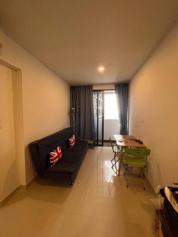 Lovely One Bedroom Unit with pool and gym Apartment in Phnom Penh Province