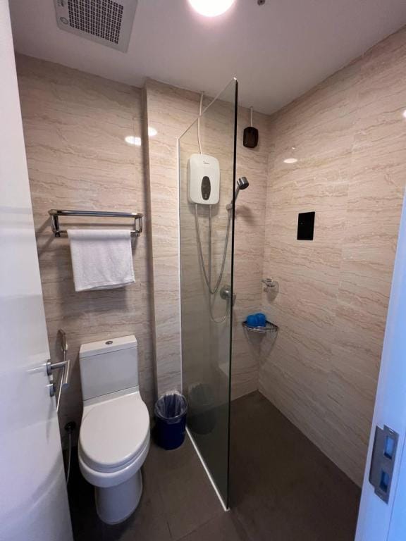 Lovely One Bedroom Unit with pool and gym Apartment in Phnom Penh Province