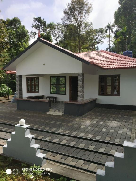 Entire 3 bedroom villa -lakeview-Airfresh Villas Villa in Kerala