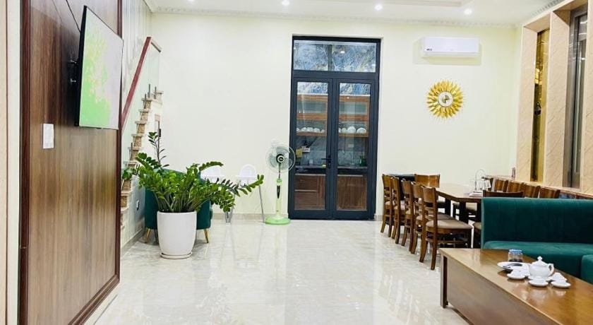 Homestay Hạ Long HD Vacation rental in Laos